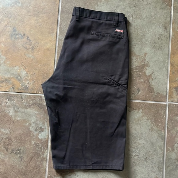 Dickies Other - Dickies black workwear 5 pocket shorts, men’s size 38 good condition, baggy
